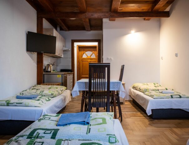 pokoje-jezioro-zywieckie